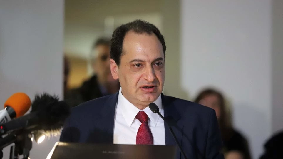 Aρωμα εκλογών: Προσλήψεις στα μέσα μαζικής μεταφοράς εξήγγειλε ο Σπίρτζης